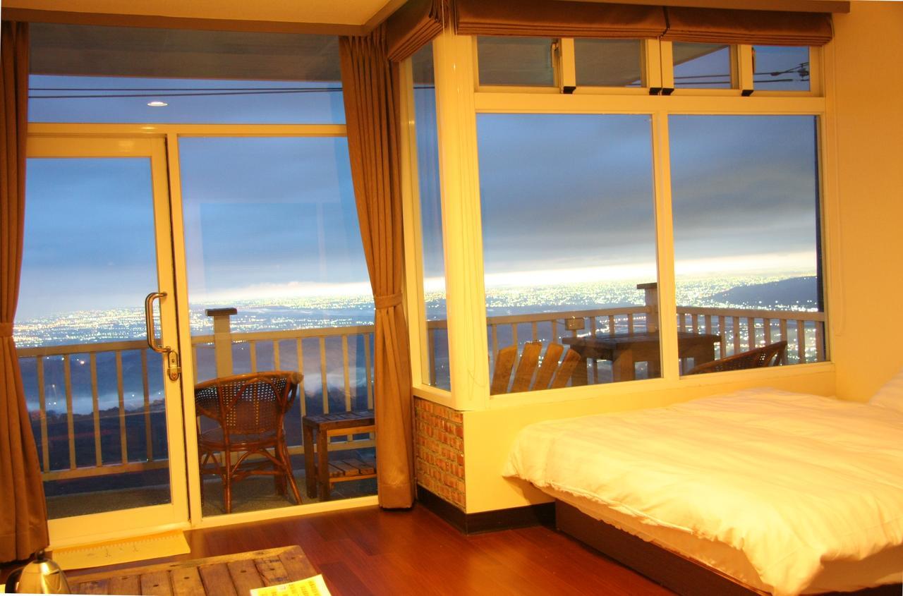 Sky Lounge B&B Csusan Kültér fotó