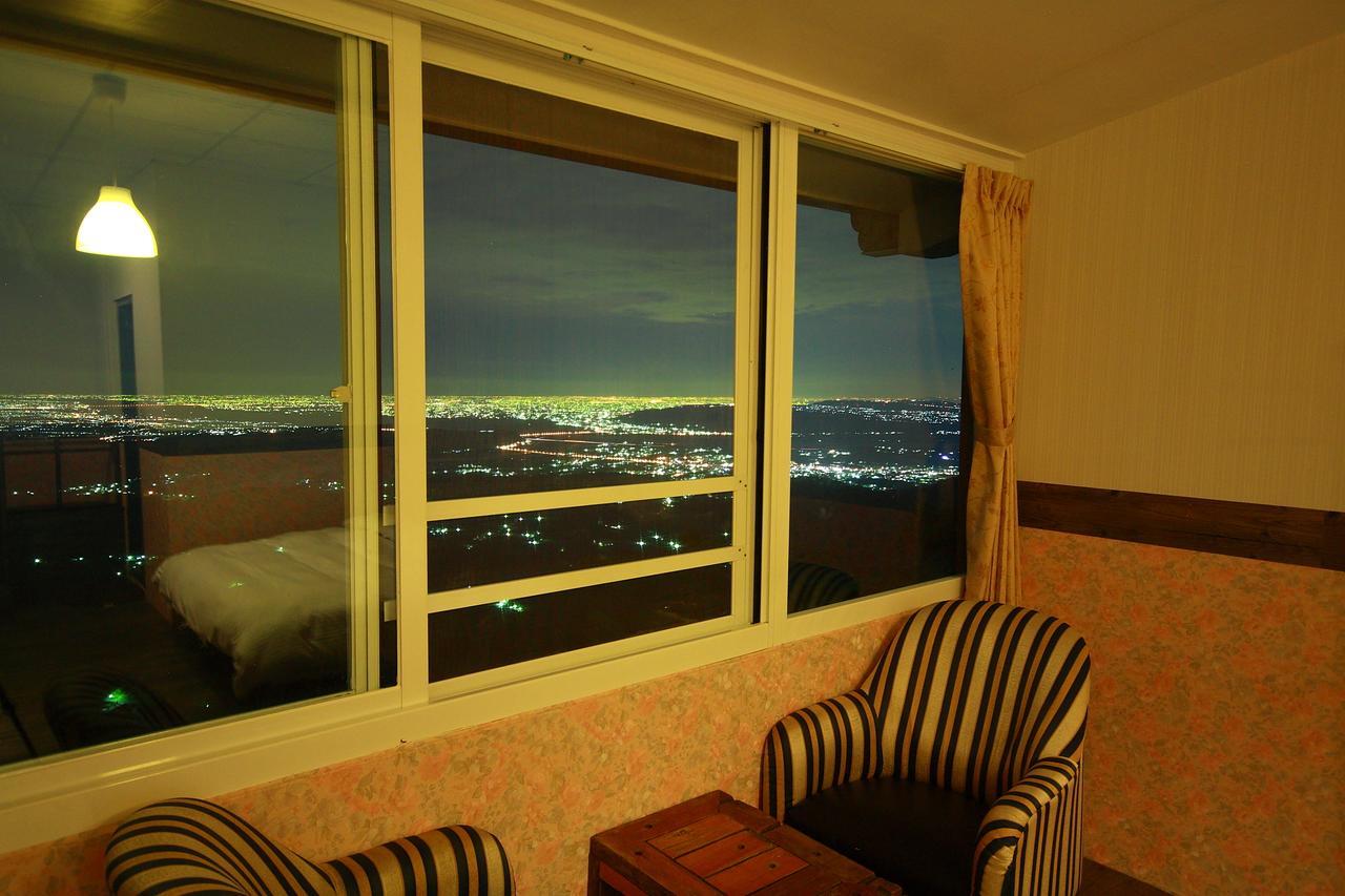Sky Lounge B&B Csusan Kültér fotó