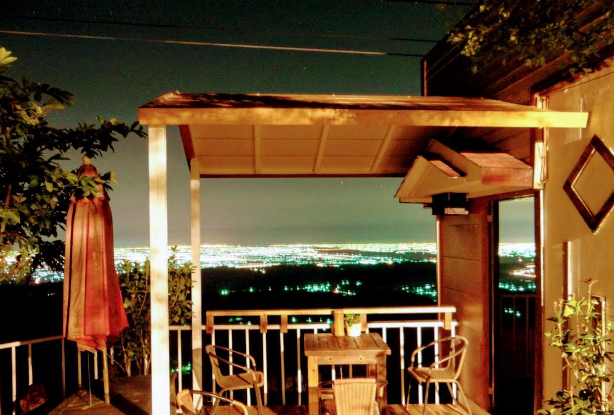 Sky Lounge B&B Csusan Kültér fotó