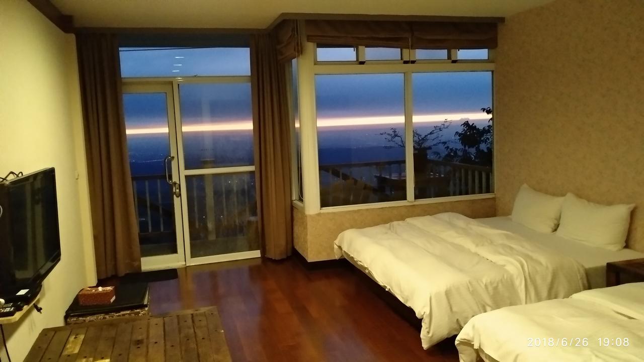 Sky Lounge B&B Csusan Kültér fotó