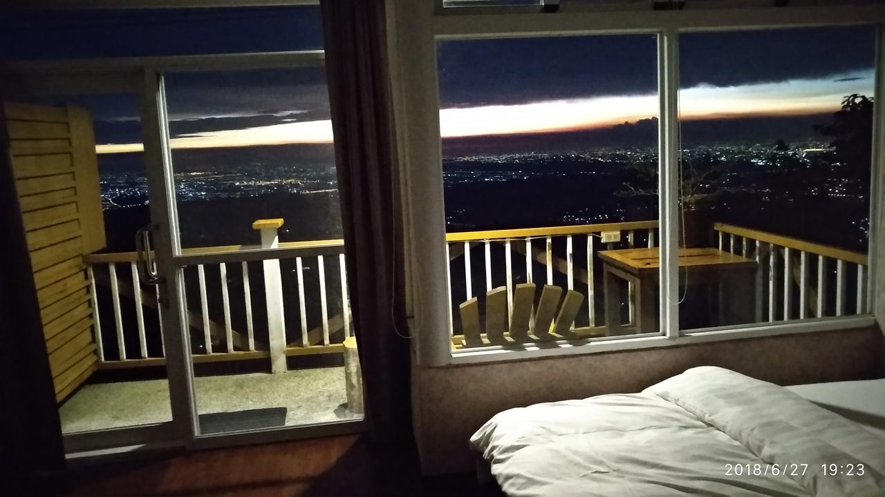Sky Lounge B&B Csusan Kültér fotó