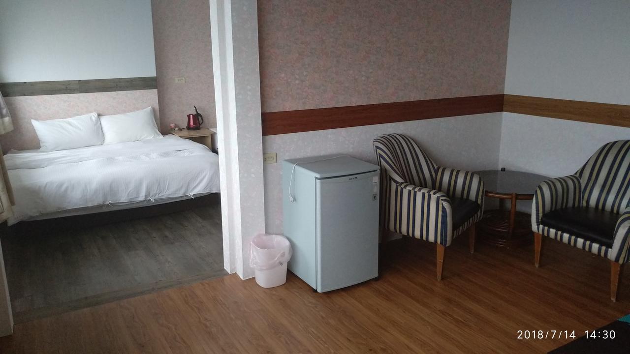Sky Lounge B&B Csusan Kültér fotó