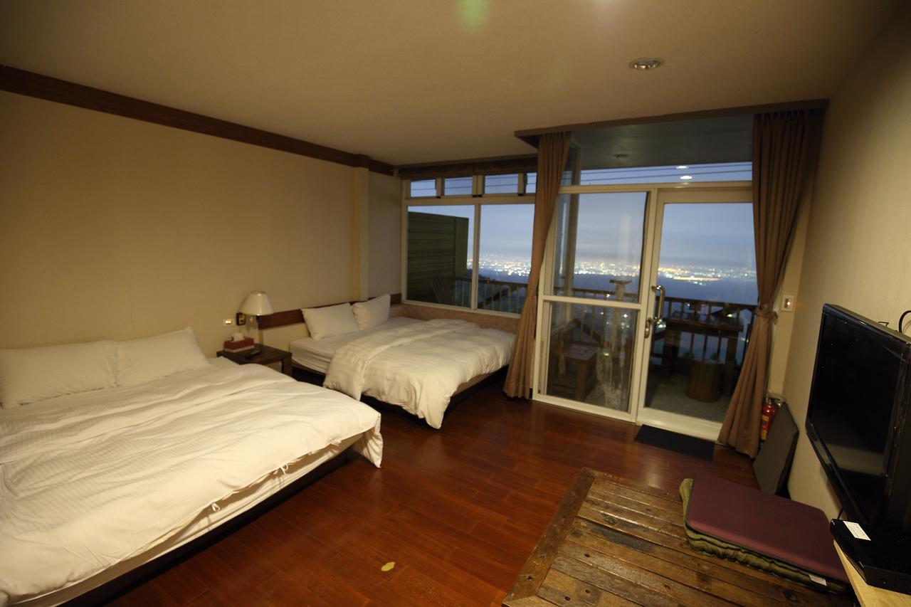 Sky Lounge B&B Csusan Kültér fotó